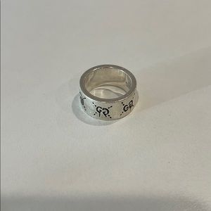 Authentic Gucci ghost ring in perfect condition